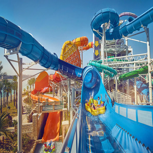 AquaventureWaterpark Lifestyle TridentTower Shockwave